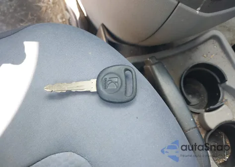 2005 Saturn Vue V6 from USA, damaged, VIN 5GZCZ53465S835688